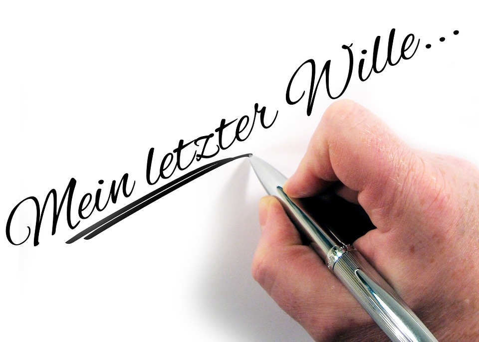 hand with pen